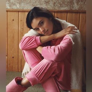 Saturday Sunday By Anthropologie Pink Merida Velvet Joggers. XL